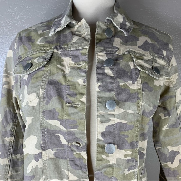 Zintex Women’s Sportswear Camo Raw Edge Hem Unlined Jacket - Picture 9 of 10